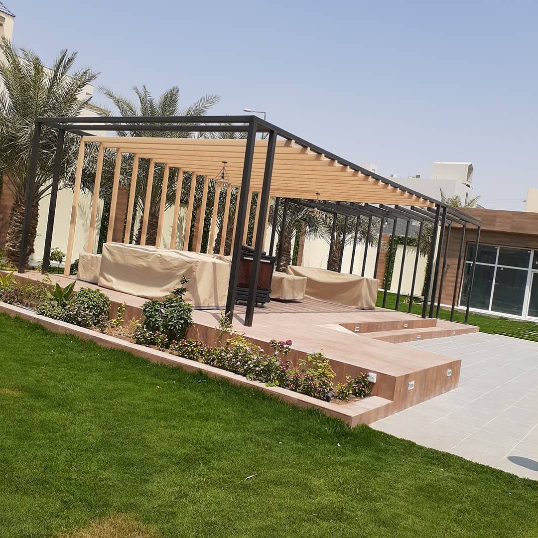 مظلات حدائق